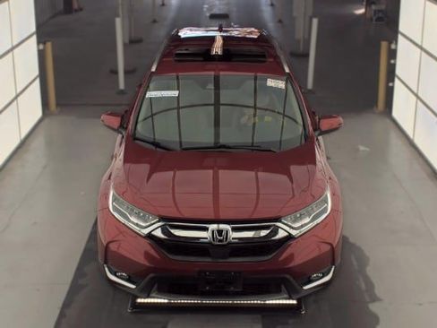 Used 2018 Honda CR-V Touring image 2