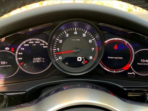 Used 2018 Porsche Panamera RWD image 26