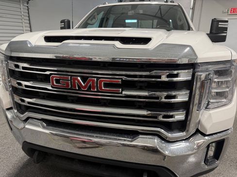 Used 2023 GMC Sierra 2500 SLE w/ Preferred Package AWD/4WD image 3