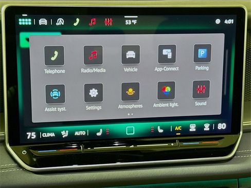 New 2026 Volkswagen Tiguan SE R-Line image 7