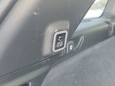 Used 2023 Jeep Grand Cherokee Overland image 35