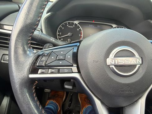 Used 2023 Nissan Altima 2.5 SR w/ SR Premium Package FWD image 12