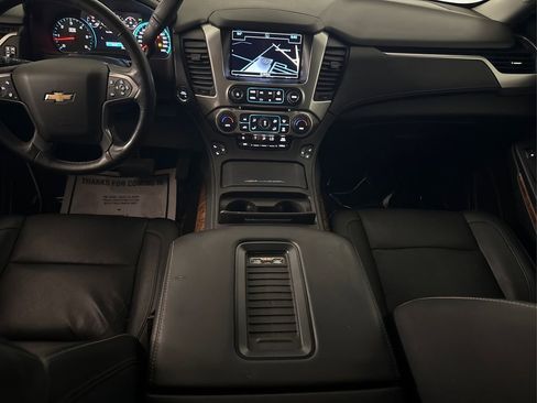 Used 2017 Chevrolet Suburban Premier image 17
