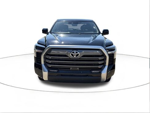 Used 2024 Toyota Tundra Limited AWD/4WD image 8