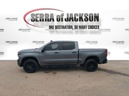 Used 2021 Chevrolet Silverado 1500 LT Trail Boss w/ Convenience Package II image 6