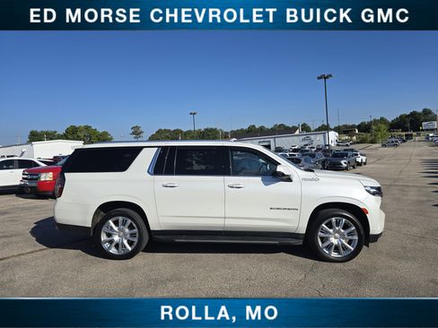 Certified 2023 Chevrolet Suburban High Country AWD/4WD image 2
