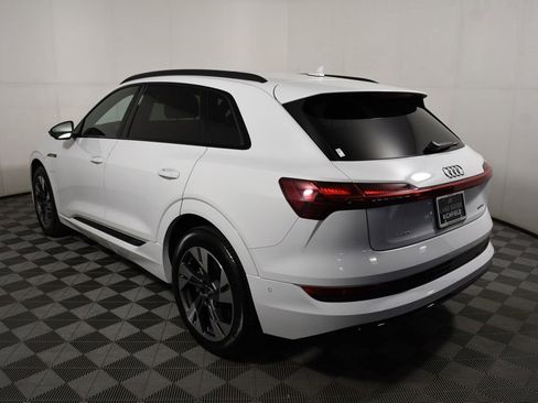 Used 2021 Audi e-tron Premium w/ Convenience Plus Package AWD/4WD image 7