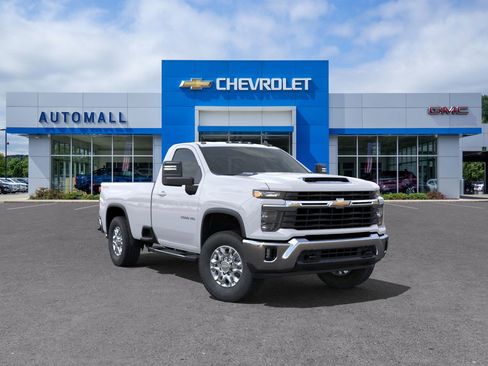 New 2025 Chevrolet Silverado 3500 LT image 1