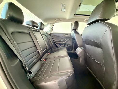 Used 2023 Volkswagen Jetta SE w/ Panoramic Sunroof Package FWD image 25