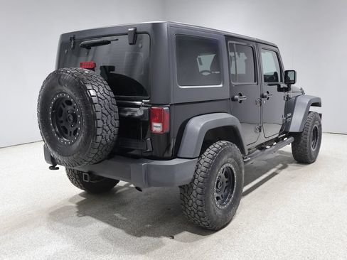 Used 2013 Jeep Wrangler Unlimited Sport w/ Max Tow Pkg AWD/4WD image 2