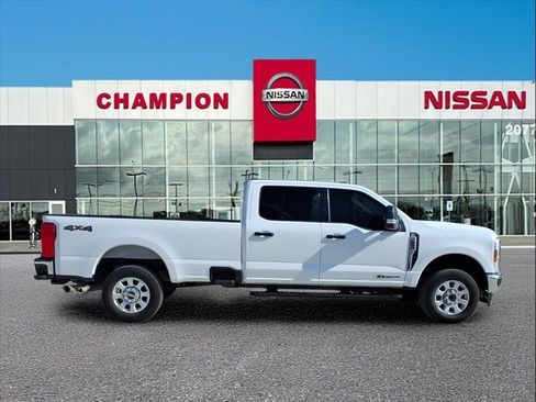 Used 2024 Ford F250 XLT image 8