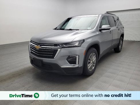 Used 2023 Chevrolet Traverse LT image 1