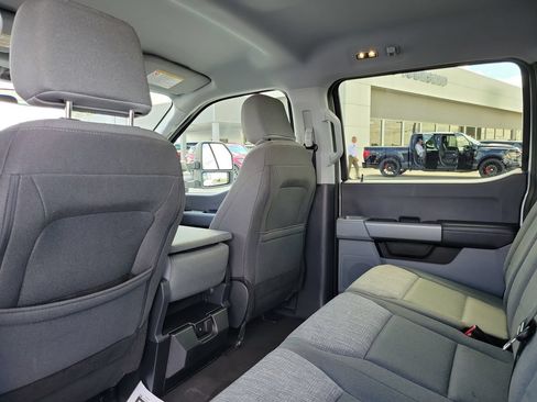 Certified 2025 Ford F250 XLT AWD/4WD image 16