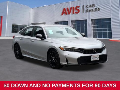Used 2025 Honda Civic Sport image 3