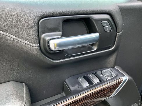 Used 2020 GMC Sierra 1500 SLE w/ SLE Value Package AWD/4WD image 30