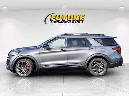 New 2026 Ford Explorer ST w/ Sun And Sound Package image 7