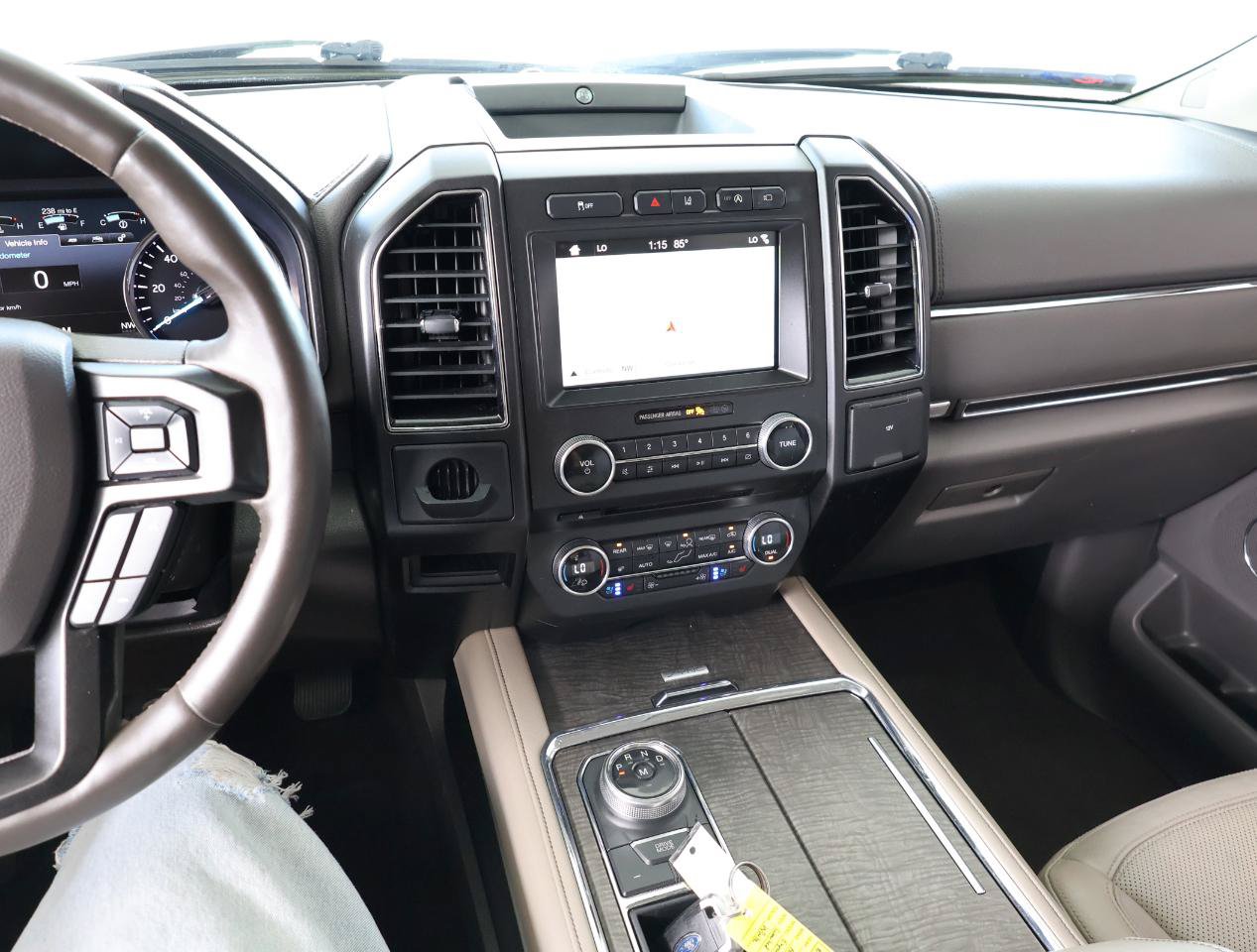 Used 2018 Ford Expedition Limited w/ Equipment Group 302A RWD image 39