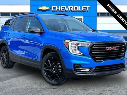 Used 2024 GMC Terrain SLE w/ Driver Convenience Package