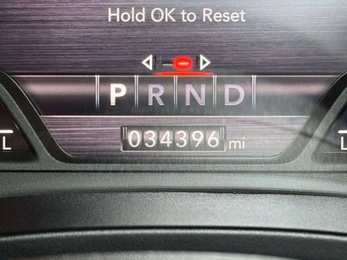 Used 2021 RAM 1500 Laramie image 25