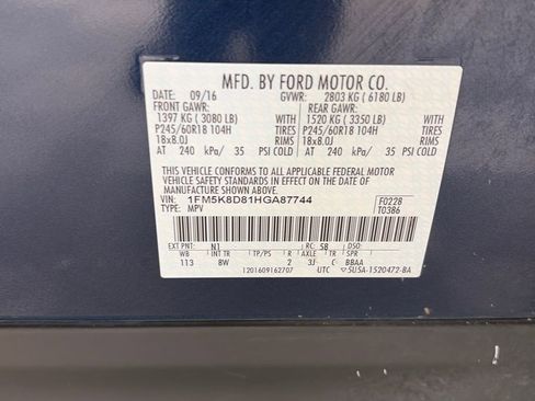Used 2017 Ford Explorer XLT AWD/4WD image 9