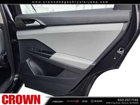 Used 2022 Volkswagen Taos SE image 19