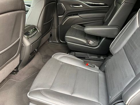Used 2024 Cadillac Escalade ESV Sport AWD/4WD image 14