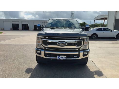 Used 2021 Ford F250 XLT w/ XLT Premium Package image 3