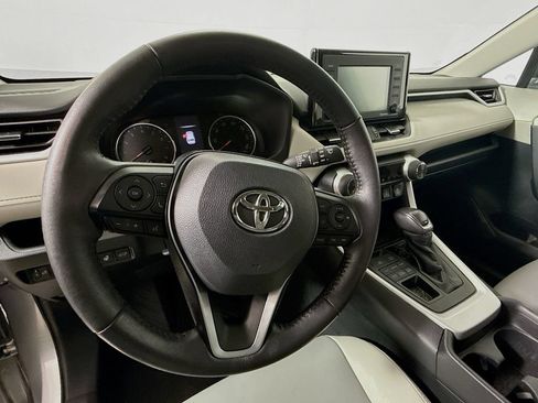 Certified 2021 Toyota RAV4 XLE Premium AWD/4WD image 12