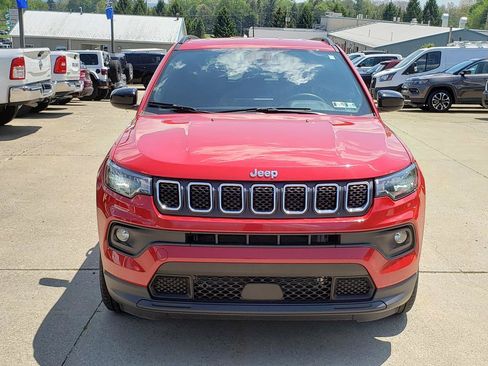 Certified 2024 Jeep Compass Latitude w/ Altitude Special Edition AWD/4WD image 8