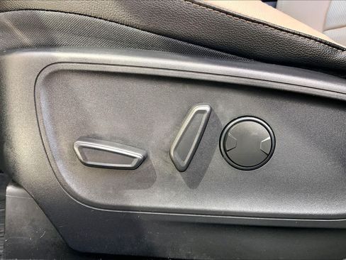 Certified 2022 Ford Escape SEL w/ Technology Package FWD image 33
