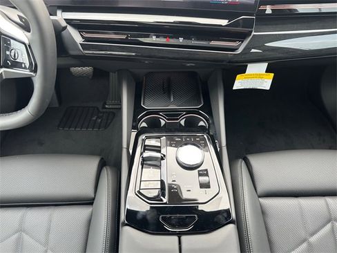 New 2026 BMW 530i xDrive image 11