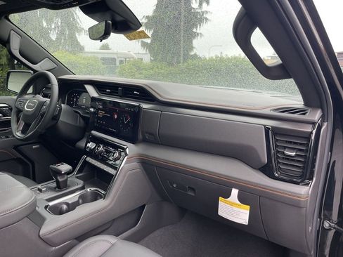 New 2026 GMC Sierra 1500 AT4 w/ Technology Package AWD/4WD image 30