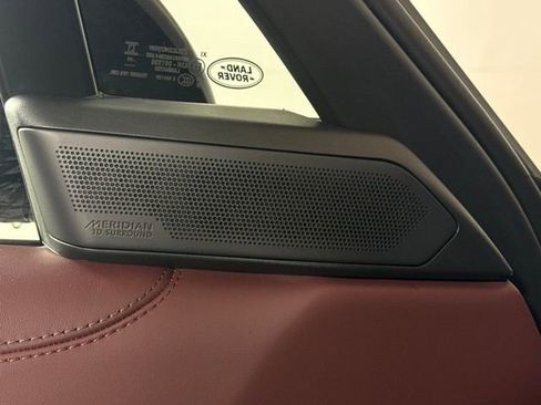 New 2026 Land Rover Range Rover SE image 27