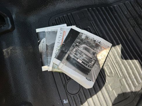 Used 2017 Ford F550 2WD Regular Cab Super Duty image 17