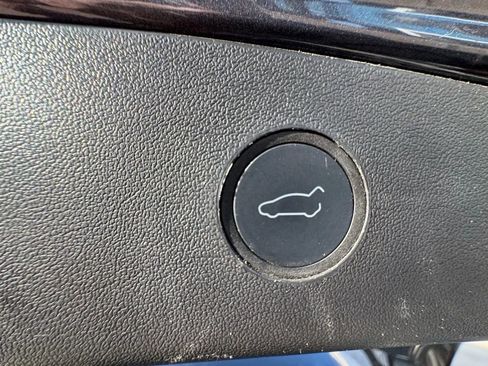 Used 2023 Tesla Model 3 Standard Range RWD image 27