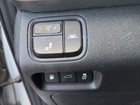 Used 2020 Kia Optima LX FWD image 42