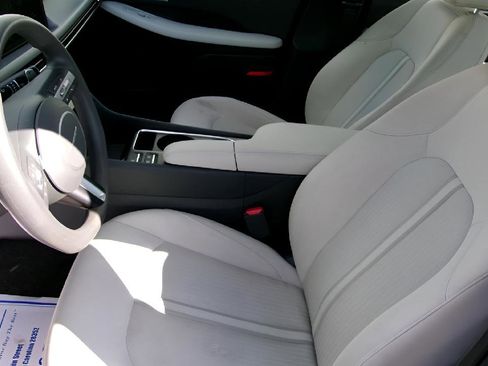 Used 2025 Hyundai Sonata SEL image 13