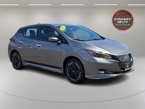 Used 2024 Nissan Leaf SV Plus FWD image 4