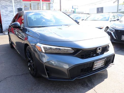 Used 2025 Honda Civic Sport image 7