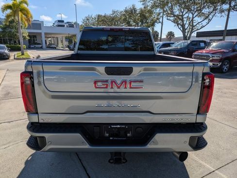 Used 2025 GMC Sierra 2500 Denali w/ Technology Package image 5