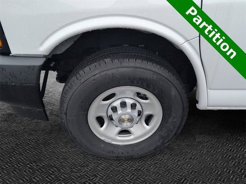 New 2025 Chevrolet Express 2500 image 12