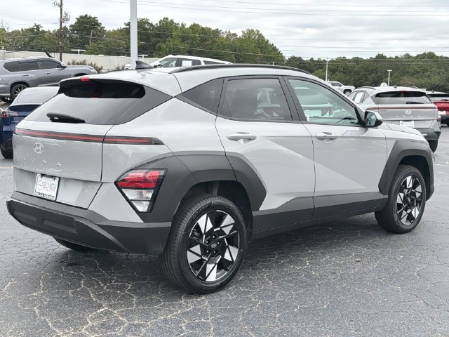 Used 2025 Hyundai Kona SEL AWD/4WD image 5