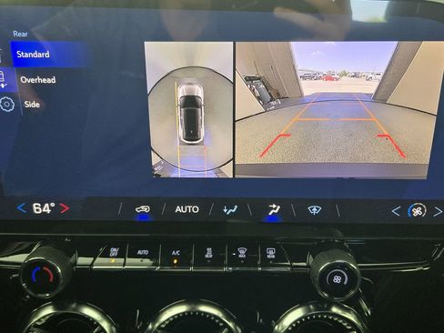 New 2026 Chevrolet Blazer EV LT image 18