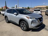 Used 2022 Nissan Rogue SV image 3