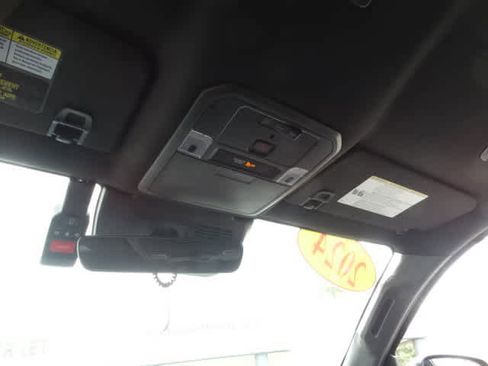 Used 2024 Toyota Tacoma SR5 image 37