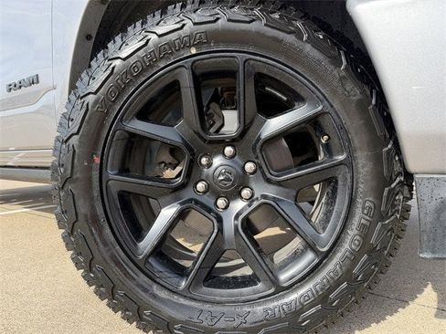 Used 2020 RAM 1500 Laramie image 11