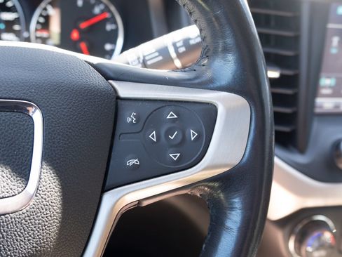 Used 2019 GMC Acadia Denali w/ GMC Pro Grade Package AWD/4WD image 8