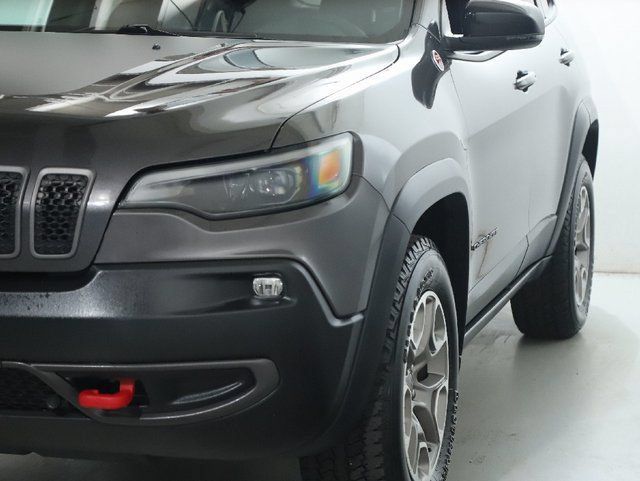 Used 2022 Jeep Cherokee Trailhawk w/ Comfort/Convenience Group AWD/4WD image 4
