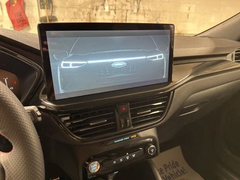 Used 2023 Ford Escape ST-Line w/ Equipment Group 301A image 17