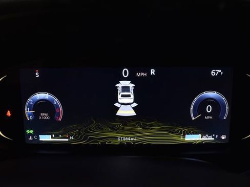 Certified 2024 Jeep Wagoneer Series II w/ Flexible Seating Group AWD/4WD image 16